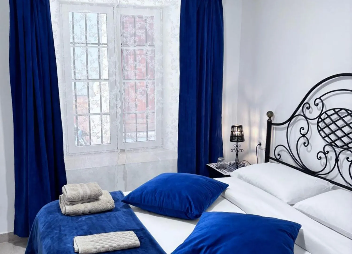 Shanti'S Andalusian Rooms Malaga Spain